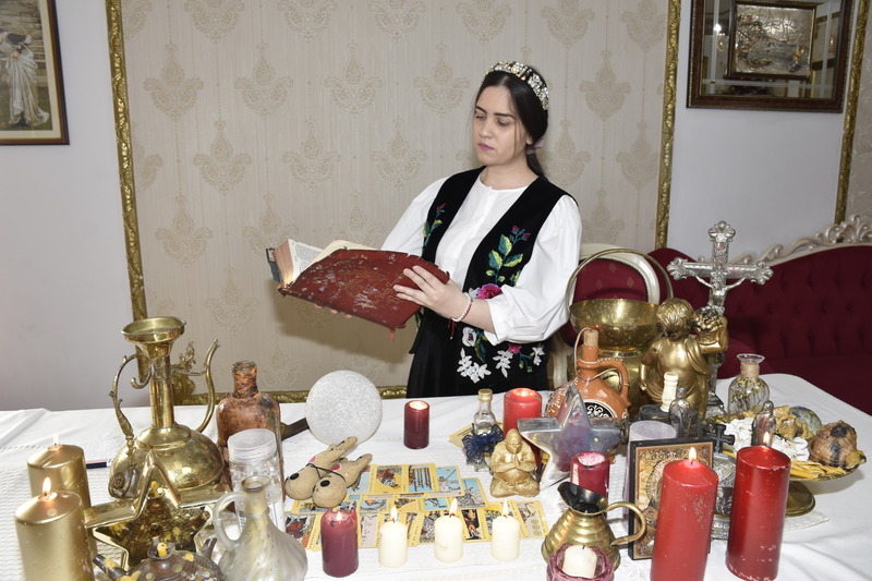Galerie Mihaela 14
